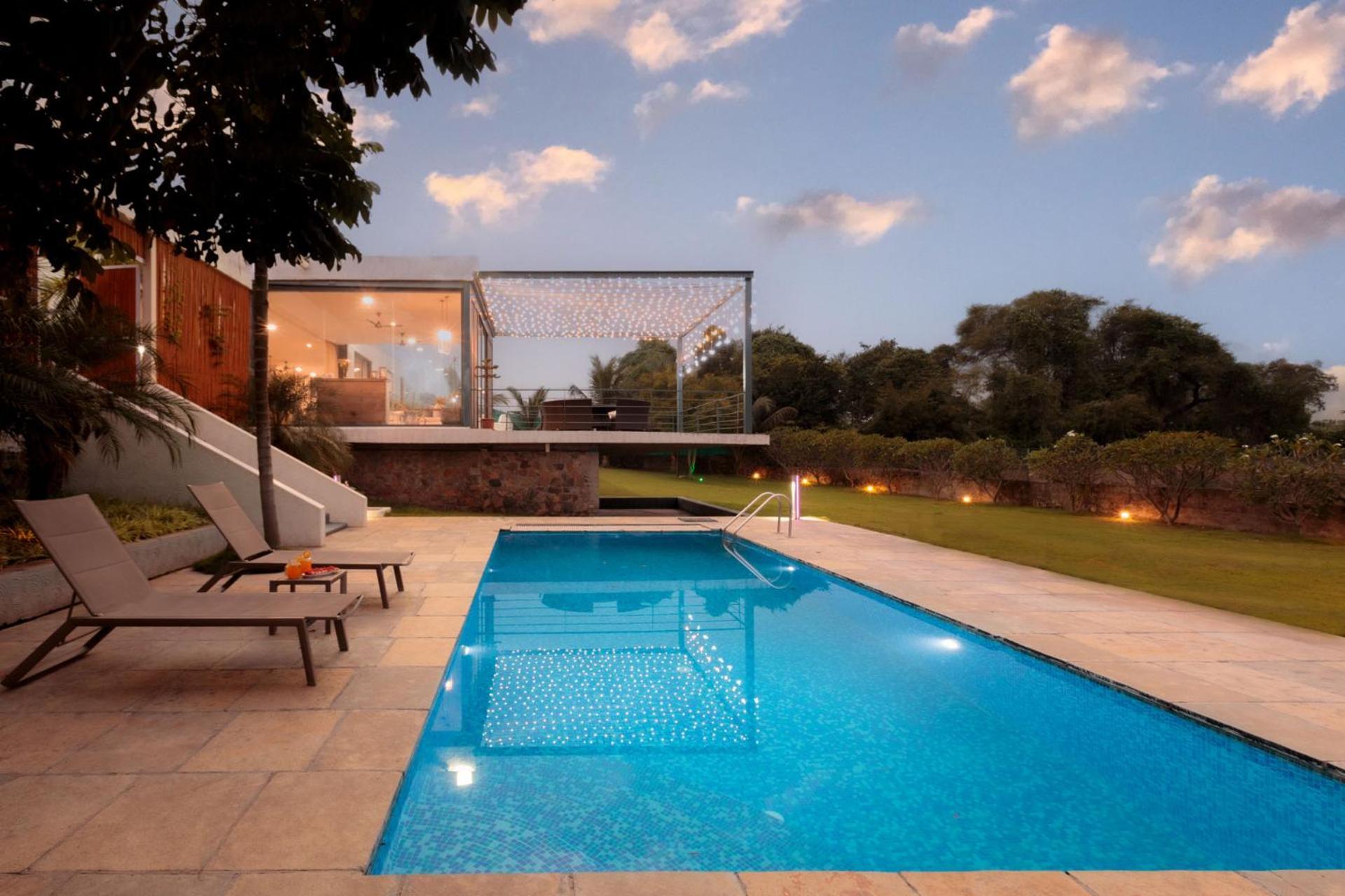 Open House By Stayvista - Nestled In Nature, Featuring A Swimming Pool & Expansive Lawn For A Serene Retreat Shikrapur Екстер'єр фото